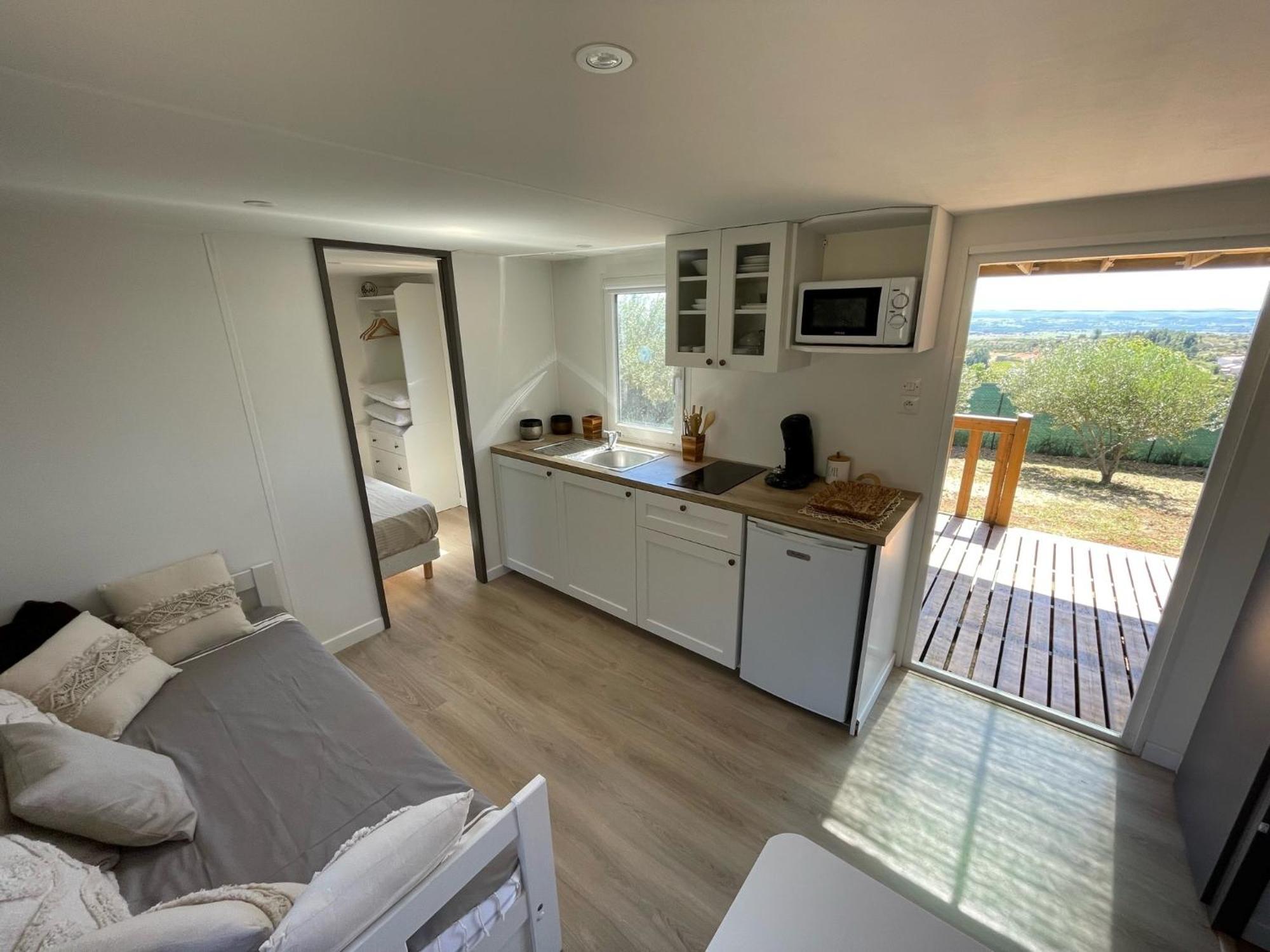 Mobil-Home En Pleine Nature A 3 Mins Du Lac Du Salagou Avec Vue Panoramique Lacoste  Eksteriør bilde